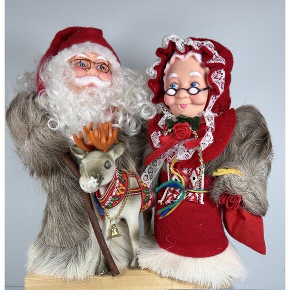 Vtg Santa & Mrs Claus FINLAND Erkki Juopperi Reindeer Christmas Real Fur Arctic - Picture 1 of 8